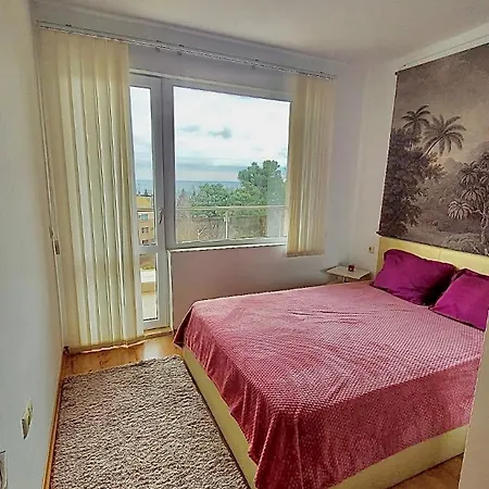 Solita With Panoramic View Bjała