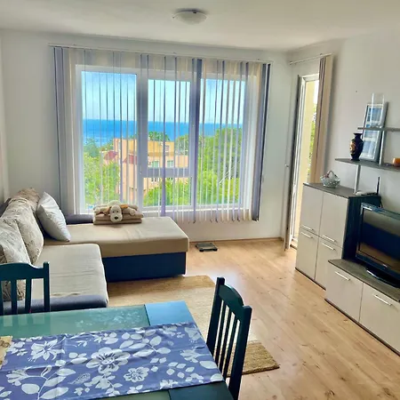 Solita With Panoramic View Apartment *